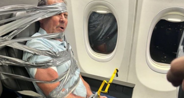 American Airlines passenger arrested after being restrained with duct tape | Secret Flying American Airlines passenger arrested after being restrained with duct tape | Secret Flying